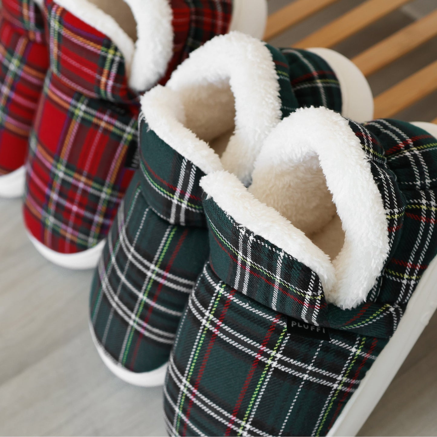 Pluffi Hausschuhe – Plaid Edition